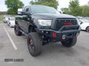 ✅ 2010 Toyota Tundra • VIN: 5TFDY5F1XAX151427 • Lot: 43274644. Wystawiony na IAAI z przebiegiem 87 832 mil. Bezpłatny archiwum sprzedaży aukcyjnych z USA i szczegółowy raport historii pojazdu na DreamBid. Zdjęcie 1.