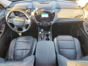 ✅ 2021 Chevrolet Traverse LT • VIN: 1GNEVHKW0MJ153184 • Lot: 90905875. Wystawiony na Copart z przebiegiem 254 043 mil. Bezpłatny archiwum sprzedaży aukcyjnych z USA i szczegółowy raport historii pojazdu na DreamBid. Zdjęcie 8.