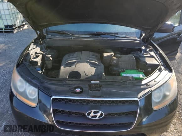 ✅ 2008 Hyundai Santa Fe GL • VIN: 5NMSG73EX8H226580 • Lot: 71614635. Listed on Copart with 397,805 mi. Free auction sales archive from the USA and detailed vehicle history report at DreamBid. Image 12.