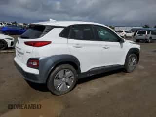 2021 Hyundai Kona Ultimate с VIN KM8K53AG6MU128275, выставлен на аукционе Copart как лот 46831303 с пробегом 4 688 миль миль и . История ставок и продаж доступна на DreamBid. Изображение 3.