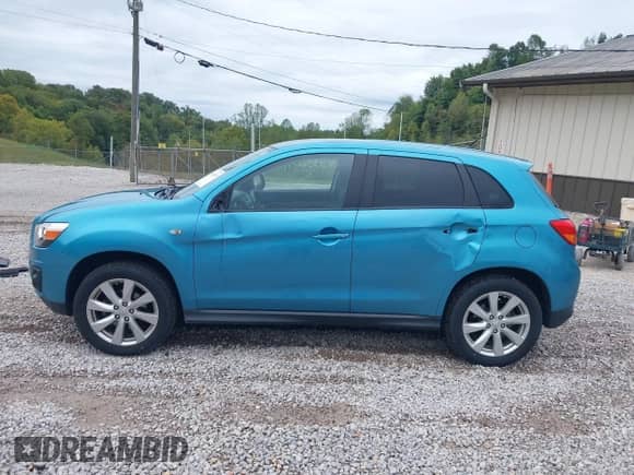 2014 Mitsubishi Outlander ES с VIN 4A4AP3AUXEE002604, выставлен на аукционе IAAI как лот 43356071 с пробегом 102 875 миль миль и . История ставок и продаж доступна на DreamBid. Изображение 14.