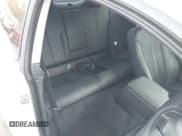 ✅ 2015 BMW 4 Series 428i • VIN: WBA3N7C56FK223152 • Lot: 40941460. Wystawiony na IAAI z przebiegiem 102 718 mil. Bezpłatny archiwum sprzedaży aukcyjnych z USA i szczegółowy raport historii pojazdu na DreamBid. Zdjęcie 8.