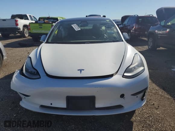 ✅ 2019 Tesla Model 3 Long Range • VIN: 5YJ3E1EBXKF493320 • Lot: 87417275. Wystawiony na Copart z przebiegiem 77 168 mil. Bezpłatny archiwum sprzedaży aukcyjnych z USA i szczegółowy raport historii pojazdu na DreamBid. Zdjęcie 5.