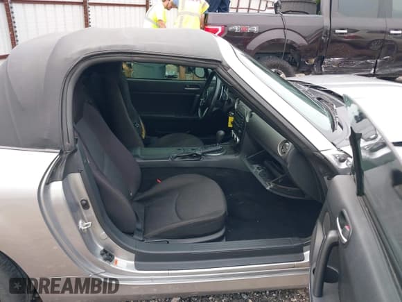 ✅ 2011 Mazda MX-5 Miata Sport • VIN: JM1NC2JF4B0218019 • Лот: 42447368. Опубликован ранее на IAAI с пробегом 113 083 миль. Бесплатный доступ к архиву аукционных продаж из США и подробный отчёт об истории автомобиля на DreamBid. Изображение 5.