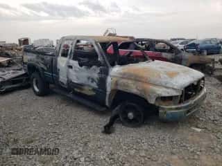 1999 Dodge 1500 z VIN 3B7HF13YXXG176133, wystawiony jako Copart lot #70874524 z przebiegiem Nie podano mil oraz Szkoda całkowita • Salvage title. Historia ofert i sprzedaży dostępna na DreamBid. Obrazek 4.