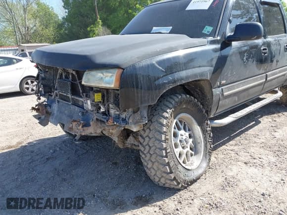 ✅ 2006 Chevrolet Silverado 1500 LT1 • VIN: 2GCEK13T561216161 • Лот: 41971967. Опубликован ранее на IAAI с пробегом 256 286 миль. Бесплатный доступ к архиву аукционных продаж из США и подробный отчёт об истории автомобиля на DreamBid. Изображение 6.