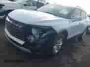 2021 Chevrolet Blazer LT z VIN 3GNKBCR45MS572360, wystawiony jako IAAI lot #41468460 z przebiegiem 59 806 mil mil oraz . Historia ofert i sprzedaży dostępna na DreamBid. Obrazek 2.