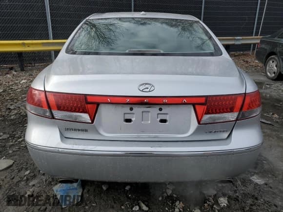 ✅ 2009 Hyundai Azera Limited • VIN: KMHFC46F99A343316 • Lot: 47958075. Listed on Copart with 163,668 mi. Free auction sales archive from the USA and detailed vehicle history report at DreamBid. Image 6.