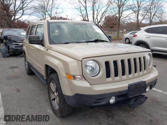 ✅ 2017 Jeep Patriot Latitude • VIN: 1C4NJRFB3HD194379 • Lot: 43698075. Listed on IAAI with 146,021 mi. Free auction sales archive from the USA and detailed vehicle history report at DreamBid. Image 1.