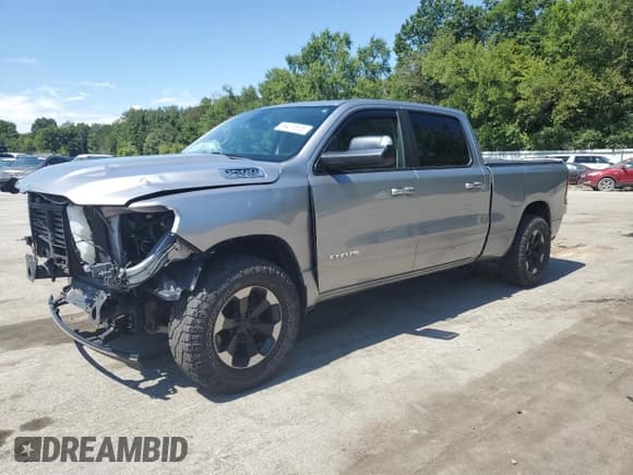 ✅ 2019 Ram 1500 Big Horn • VIN: 1C6SRFMT0KN637618 • Lot: 69471615. Wystawiony na Copart z przebiegiem 61 128 mil. Bezpłatny archiwum sprzedaży aukcyjnych z USA i szczegółowy raport historii pojazdu na DreamBid. Zdjęcie 1.