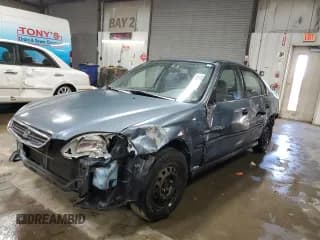 ✅ 1998 Honda Civic LX • VIN: 1HGEJ6673WL006054 • Lot: 92003135. Listed on Copart with 260,391 mi. Free auction sales archive from the USA and detailed vehicle history report at DreamBid. Image 1.