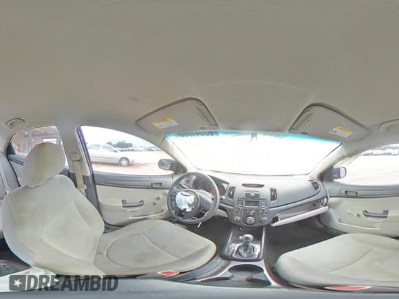 ✅ 2013 Kia Forte LX • VIN: KNAFT4A22D5672155 • Лот: 65541695. Опубликован ранее на Copart с пробегом 135 738 миль. Бесплатный доступ к архиву аукционных продаж из США и подробный отчёт об истории автомобиля на DreamBid. Изображение 15.