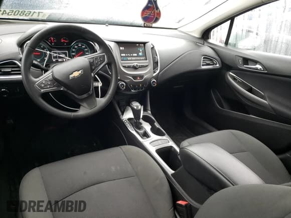 ✅ 2017 Chevrolet Cruze LT • VIN: 1G1BE5SM7H7138380 • Лот: 71680542. Опубликован ранее на Copart с пробегом 66 682 миль. Бесплатный доступ к архиву аукционных продаж из США и подробный отчёт об истории автомобиля на DreamBid. Изображение 8.