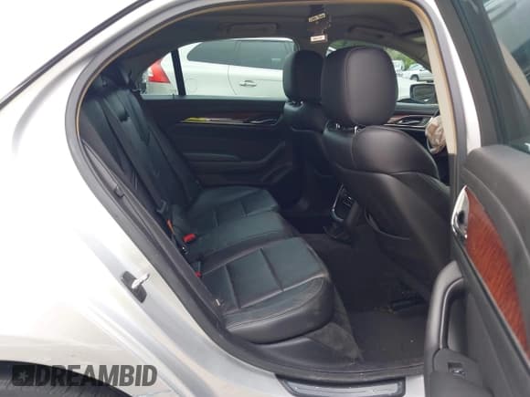 ✅ 2015 Cadillac CTS AWD • VIN: 1G6AW5SX3F0142431 • Lot: 43027413. Listed on IAAI with 125,276 mi. Free auction sales archive from the USA and detailed vehicle history report at DreamBid. Image 8.