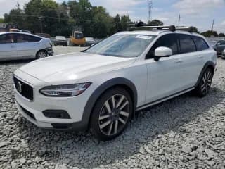 ✅ 2021 Volvo V90 • VIN: YV4A22NLXM1141135 • Лот: 68441115. Опубликован ранее на Copart с пробегом 50 044 миль. Бесплатный доступ к архиву аукционных продаж из США и подробный отчёт об истории автомобиля на DreamBid. Изображение 1.