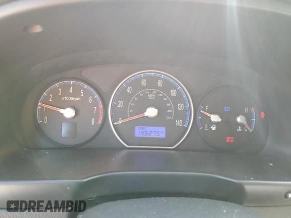 ✅ 2008 Hyundai Santa Fe GLS • VIN: 5NMSG13D38H205493 • Lot: 87455404. Listed on Copart with 145,275 mi. Free auction sales archive from the USA and detailed vehicle history report at DreamBid. Image 9.