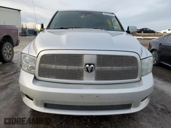 ✅ 2010 Dodge 1500 Laramie • VIN: 1D7RV1GT0AS174032 • Lot: 88287785. Wystawiony na Copart z przebiegiem 315 160 mil. Bezpłatny archiwum sprzedaży aukcyjnych z USA i szczegółowy raport historii pojazdu na DreamBid. Zdjęcie 5.