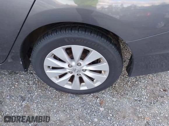 ✅ 2015 Honda Accord EX-L • VIN: 1HGCR2F84FA161628 • Lot: 43573010. Listed on IAAI with Not provided. Free auction sales archive from the USA and detailed vehicle history report at DreamBid. Image 11.