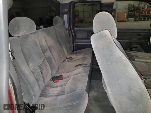 2004 Chevrolet Silverado 1500 Z71 с VIN 1GCEK19T24E142247, выставлен на аукционе Copart как лот 70190195 с пробегом 175 190 миль миль и Списание • Salvage title. История ставок и продаж доступна на DreamBid. Изображение 10.