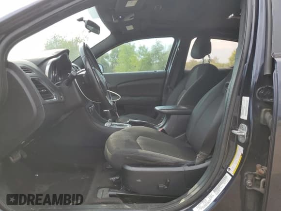 ✅ 2012 Dodge Avenger SXT • VIN: 1C3CDZCB1CN198375 • Лот: 69280784. Опубликован ранее на Copart с пробегом 160 868 миль. Бесплатный доступ к архиву аукционных продаж из США и подробный отчёт об истории автомобиля на DreamBid. Изображение 7.