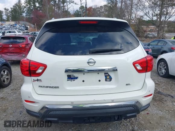 ✅ 2017 Nissan Pathfinder SV • VIN: 5N1DR2MN9HC656258 • Lot: 41010118. Listed on IAAI with 154,944 mi. Free auction sales archive from the USA and detailed vehicle history report at DreamBid. Image 16.