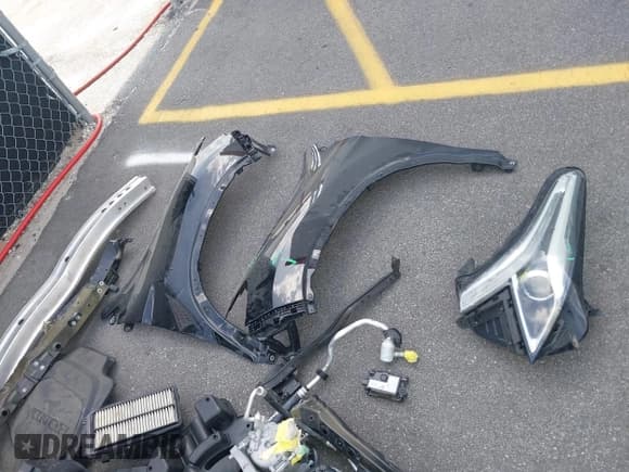 ✅ 2021 Honda Passport EX-L • VIN: 5FNYF8H59MB031013 • Lot: 41998552. Listed on IAAI with 25,618 mi. Free auction sales archive from the USA and detailed vehicle history report at DreamBid. Image 18.