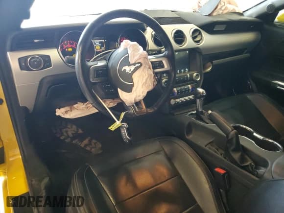 ✅ 2017 Ford Mustang GT Premium • VIN: 1FATP8FF6H5313089 • Лот: 89803165. Опубликован ранее на Copart с пробегом 75 060 миль. Бесплатный доступ к архиву аукционных продаж из США и подробный отчёт об истории автомобиля на DreamBid. Изображение 8.