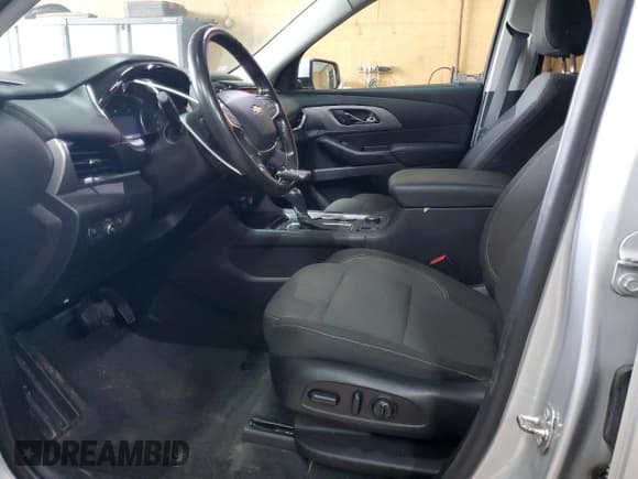 ✅ 2020 Chevrolet Traverse LT Cloth • VIN: 1GNERGKW6LJ104228 • Lot: 86522935. Listed on Copart with 76,675 mi. Free auction sales archive from the USA and detailed vehicle history report at DreamBid. Image 7.