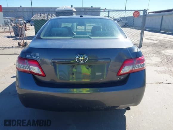 ✅ 2010 Toyota Camry XLE • VIN: 4T4BF3EK2AR049196 • Лот: 43587849. Опубликован ранее на IAAI с пробегом 275 077 миль. Бесплатный доступ к архиву аукционных продаж из США и подробный отчёт об истории автомобиля на DreamBid. Изображение 16.