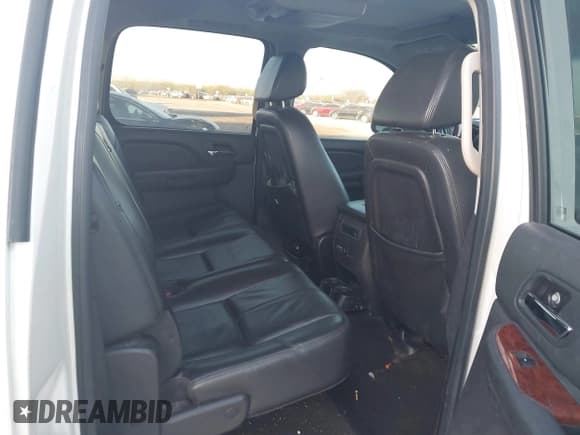 ✅ 2009 Chevrolet Silverado 1500 • VIN: 3GCEC33J49G171507 • Lot: 41811216. Wystawiony na IAAI z przebiegiem 277 573 mil. Bezpłatny archiwum sprzedaży aukcyjnych z USA i szczegółowy raport historii pojazdu na DreamBid. Zdjęcie 8.