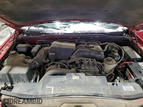 ✅ 2002 Ford Explorer XLS • VIN: 1FMZU72E12ZA34049 • Lot: 94754535. Listed on Copart with 123,611 mi. Free auction sales archive from the USA and detailed vehicle history report at DreamBid. Image 12.