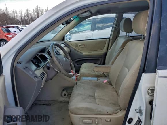 ✅ 2004 Toyota Highlander • VIN: JTEGP21A140032521 • Lot: 95479075. Wystawiony na Copart z przebiegiem 276 152 mil. Bezpłatny archiwum sprzedaży aukcyjnych z USA i szczegółowy raport historii pojazdu na DreamBid. Zdjęcie 7.
