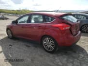 ✅ 2015 Ford Focus Titanium • VIN: 1FADP3N29FL215818 • Lot: 55442525. Wystawiony na Copart z przebiegiem 128 887 mil. Bezpłatny archiwum sprzedaży aukcyjnych z USA i szczegółowy raport historii pojazdu na DreamBid. Zdjęcie 2.
