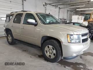 2013 Chevrolet Tahoe LT with VIN 1GNSKBE06DR152932, listed as a IAAI auction lot 43432839 with 164,049 mi miles and . Bid and sale history available at DreamBid. Image 1.