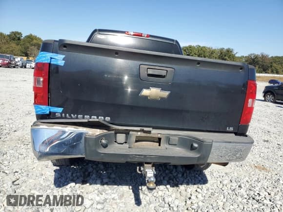 ✅ 2009 Chevrolet Silverado 1500 LS • VIN: 3GCEC13C79G256959 • Lot: 82716775. Listed on Copart with 348,111 mi. Free auction sales archive from the USA and detailed vehicle history report at DreamBid. Image 6.