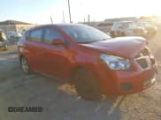 ✅ 2009 Pontiac Vibe 1SA • VIN: 5Y2SP678X9Z454350 • Lot: 43679802. Wystawiony na IAAI z przebiegiem 163 084 mil. Bezpłatny archiwum sprzedaży aukcyjnych z USA i szczegółowy raport historii pojazdu na DreamBid. Zdjęcie 1.