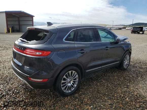 ✅ 2015 Lincoln MKC • VIN: 5LMTJ2AHXFUJ10039 • Lot: 90116575. Wystawiony na Copart z przebiegiem 87 284 mil. Bezpłatny archiwum sprzedaży aukcyjnych z USA i szczegółowy raport historii pojazdu na DreamBid. Zdjęcie 3.