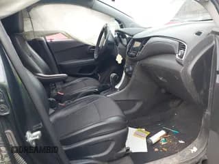 ✅ 2018 Chevrolet Trax LT • VIN: 3GNCJPSB0JL260380 • Лот: 43619130. Опубликован ранее на IAAI с пробегом 82 968 миль. Бесплатный доступ к архиву аукционных продаж из США и подробный отчёт об истории автомобиля на DreamBid. Изображение 5.