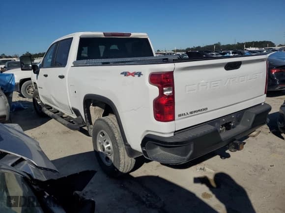 ✅ 2023 Chevrolet Silverado 2500HD Work Truck • VIN: 1GC1YLE7XPF169163 • Lot: 90227305. Wystawiony na Copart z przebiegiem 56 939 mil. Bezpłatny archiwum sprzedaży aukcyjnych z USA i szczegółowy raport historii pojazdu na DreamBid. Zdjęcie 2.