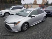 ✅ 2022 Toyota Corolla Hybrid LE • VIN: JTDEAMDE3NJ045628 • Lot: 43593704. Wystawiony na IAAI z przebiegiem 46 758 mil. Bezpłatny archiwum sprzedaży aukcyjnych z USA i szczegółowy raport historii pojazdu na DreamBid. Zdjęcie 2.