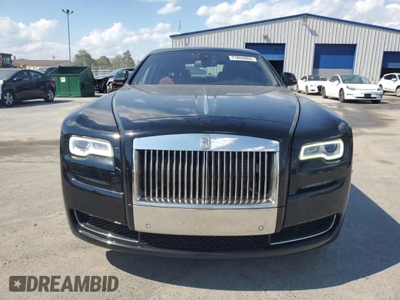 ✅ 2016 Rolls-Royce Ghost • VIN: SCA664S57GUX53866 • Lot: 71856865. Wystawiony na Copart z przebiegiem 43 318 mil. Bezpłatny archiwum sprzedaży aukcyjnych z USA i szczegółowy raport historii pojazdu na DreamBid. Zdjęcie 5.