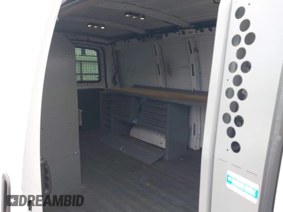 ✅ 2016 Chevrolet Express Cargo • VIN: 1GCWGAFG1G1311277 • Lot: 41526395. Listed on IAAI with 216,954 mi. Free auction sales archive from the USA and detailed vehicle history report at DreamBid. Image 8.