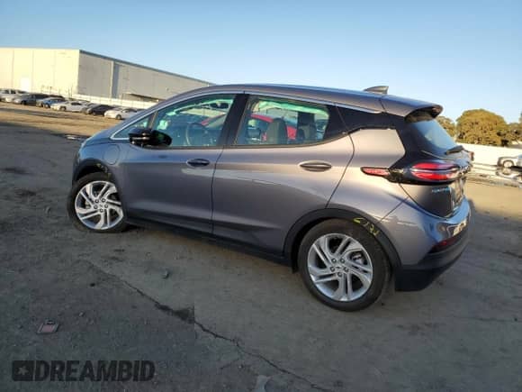 2023 Chevrolet Bolt EV 1LT z VIN 1G1FW6S04P4188509, wystawiony jako Copart lot #36962674 z przebiegiem 1 201 mil mil oraz . Historia ofert i sprzedaży dostępna na DreamBid. Obrazek 2.