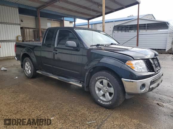 2011 Nissan Frontier Pro-4X z VIN 1N6AD0CW2BC424898, wystawiony jako Copart lot #90663835 z przebiegiem 115 988 mil mil oraz Szkoda całkowita • Salvage title. Historia ofert i sprzedaży dostępna na DreamBid. Obrazek 4.