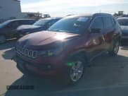 ✅ 2022 Jeep Compass Latitude • VIN: 3C4NJDBB5NT215991 • Lot: 43335620. Wystawiony na IAAI z przebiegiem 69 235 mil. Bezpłatny archiwum sprzedaży aukcyjnych z USA i szczegółowy raport historii pojazdu na DreamBid. Zdjęcie 17.