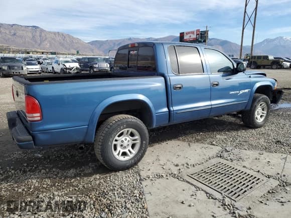 ✅ 2002 Dodge Dakota Sport • VIN: 1B7HG38N52S659554 • Lot: 80894414. Wystawiony na Copart z przebiegiem 174 207 mil. Bezpłatny archiwum sprzedaży aukcyjnych z USA i szczegółowy raport historii pojazdu na DreamBid. Zdjęcie 3.