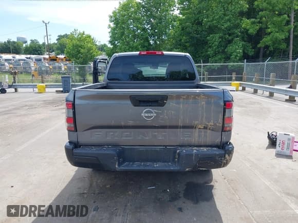 ✅ 2022 Nissan Frontier SV • VIN: 1N6ED1EK9NN633002 • Lot: 42298704. Listed on IAAI with 47,800 mi. Free auction sales archive from the USA and detailed vehicle history report at DreamBid. Image 15.