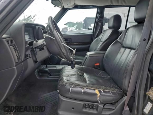 ✅ 2001 Jeep Cherokee Sport • VIN: 1J4FF68S21L504870 • Lot: 95192075. Listed on Copart with 161,514 mi. Free auction sales archive from the USA and detailed vehicle history report at DreamBid. Image 7.