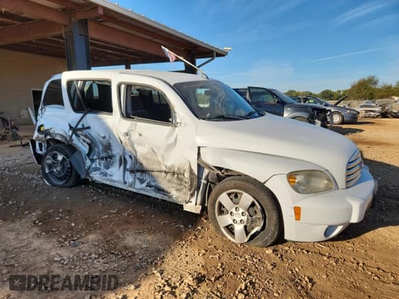 ✅ 2010 Chevrolet HHR LS • VIN: 3GNBAADB8AS530936 • Lot: 87102135. Wystawiony na Copart z przebiegiem 60 901 mil. Bezpłatny archiwum sprzedaży aukcyjnych z USA i szczegółowy raport historii pojazdu na DreamBid. Zdjęcie 4.