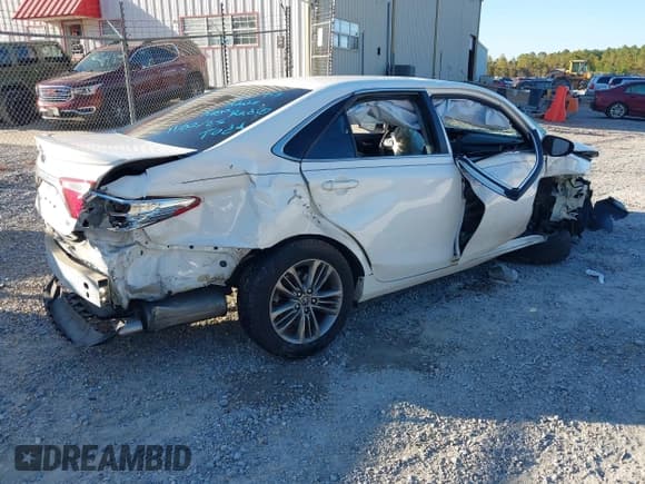 ✅ 2017 Toyota Camry SE • VIN: 4T1BF1FK3HU408949 • Lot: 43620511. Listed on IAAI with Not provided. Free auction sales archive from the USA and detailed vehicle history report at DreamBid. Image 4.